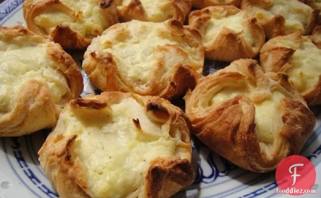 Cook the Book: Goat Cheese Danishes