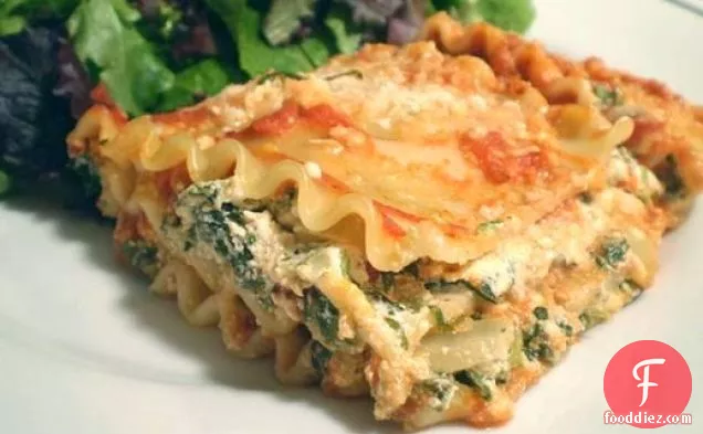Healthy & Delicious: Lighter Spinach Lasagna