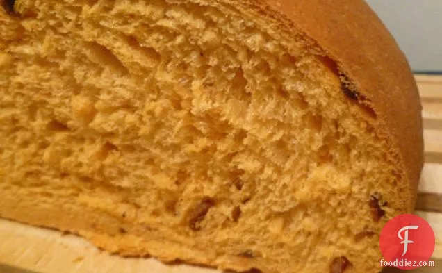 ब्रेड बेकिंग: टमाटर, पनीर और बेकन ब्रेड