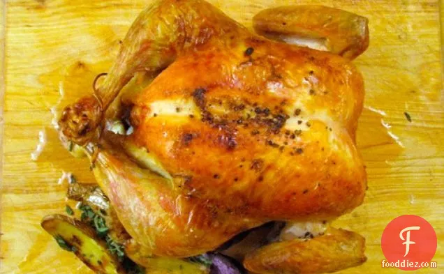 संडे सपर: हर्ब आलू के साथ लेमन रोस्ट चिकन