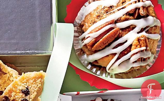 Bourbon-Pecan-Gingerbread Cookies