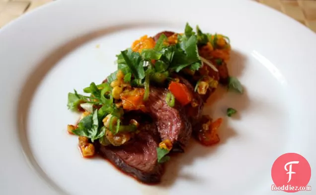 रात का खाना आज रात: भुना हुआ मकई साल्सा के साथ कटा हुआ स्टेक