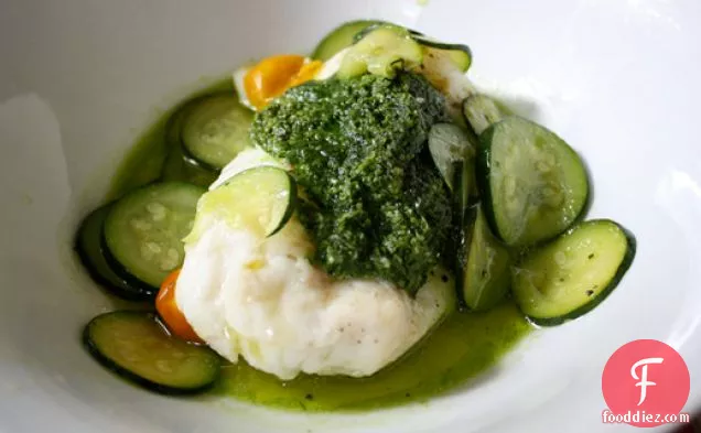 Dinner Tonight: Packets of Cod with Zucchini, Tomatoes, and Parsley Pesto