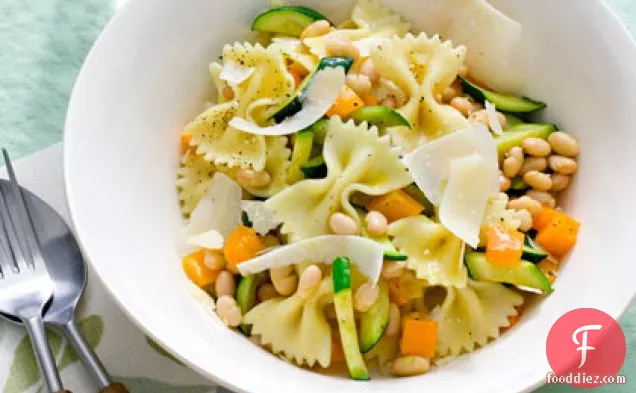 Farfalle with Zucchini and White Beans