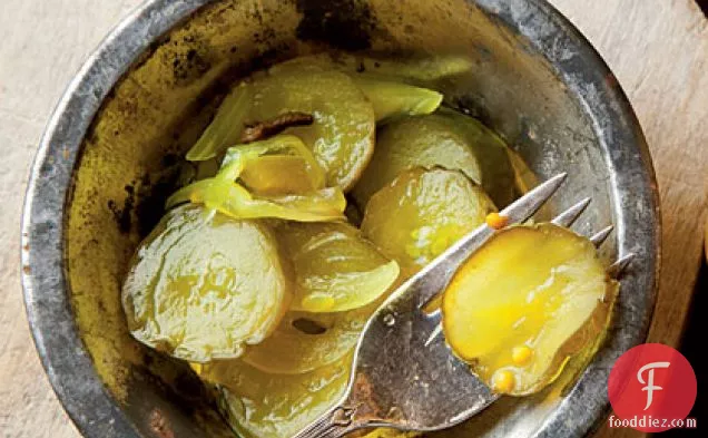 Uncle Hoyt's Bread-and-Butter Pickles