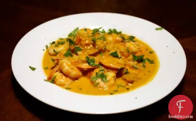 Dinner Tonight: Beginner Almond Shrimp Curry with Tomatoes