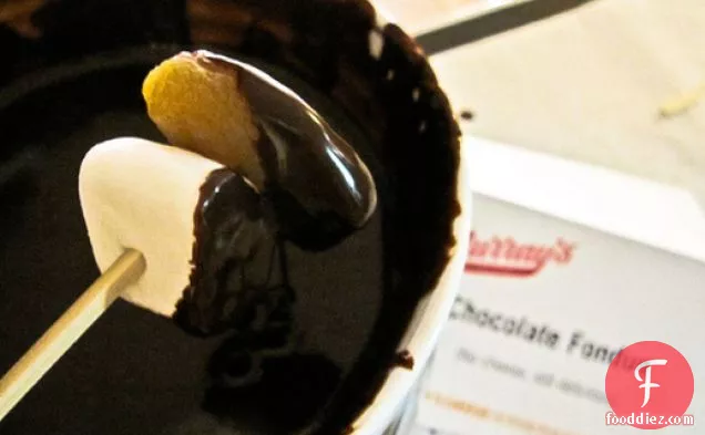Simple Chocolate Fondue