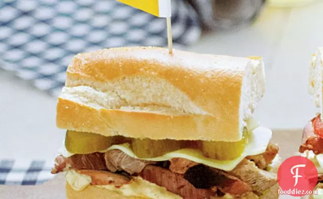 दक्षिणी शैली के क्यूबा सैंडविच