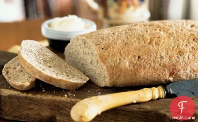 ब्राउन बीयर राई की रोटी