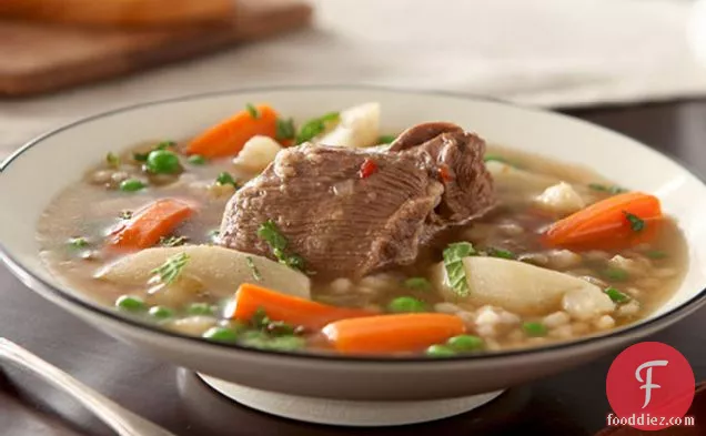 हार्दिक सब्जी बीफ सूप