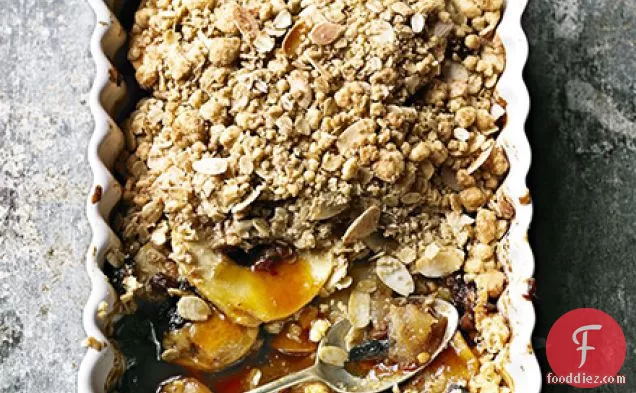 Baked apple & toffee crumble