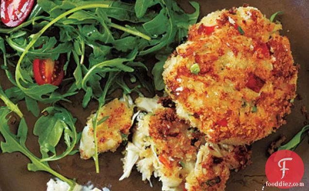 Crab Cakes and Spicy Mustard Sauce