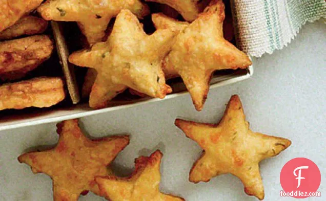 Parmesan-Basil-Cheddar Stars