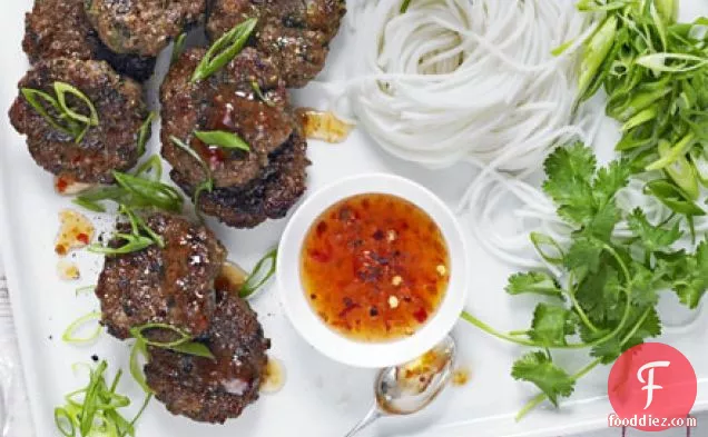 Thai pork patties with sweet chilli & noodles