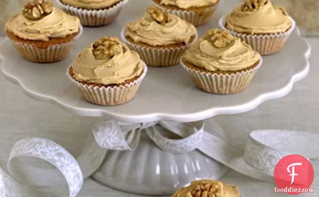 Coffee cream & walnut cupcakes
