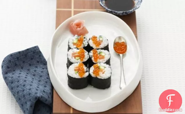 Salmon & cucumber sushi rolls