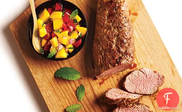 मैंगो साल्सा के साथ पोर्क टेंडरलॉइन