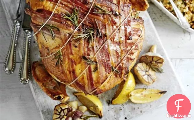 Turkey crown with roast garlic & pancetta