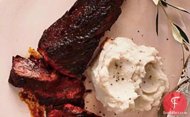 125 वीं स्ट्रीट मलंगा मैश के साथ हैंगर स्टेक