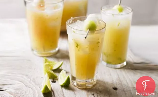 Melon spritzers