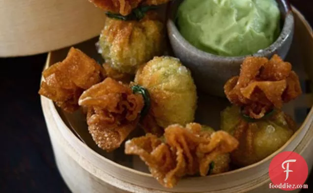 Green Chilli Chicken Wontons With Avocado And Lime Dip