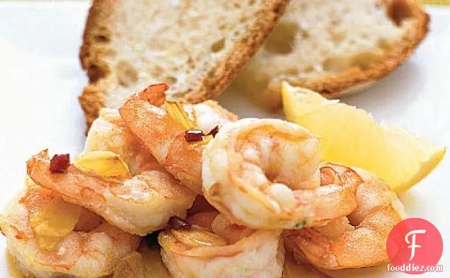 जैतून के तेल में लहसुन के साथ झींगा