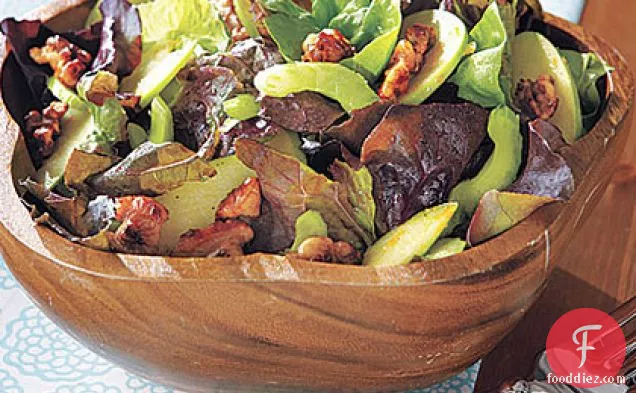 Green Salad with Spiced Walnuts