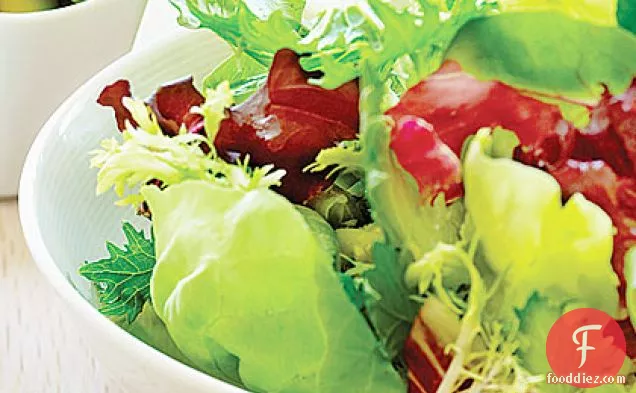 School Garden Salad with Chickpeas and Avocado