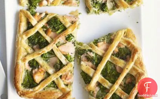 Salmon & broccoli lattice tart