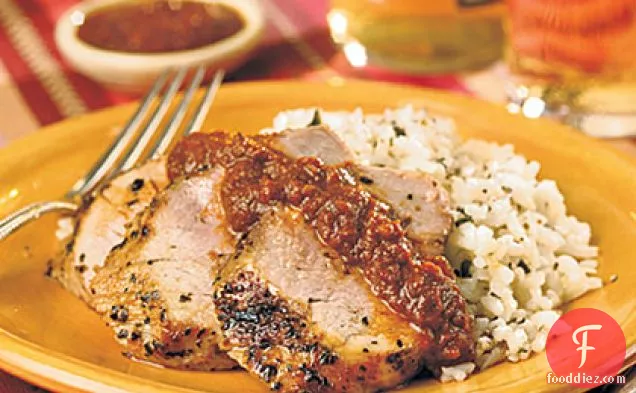 Chile-Rubbed Pork Tenderloin with Quick Mole Sauce