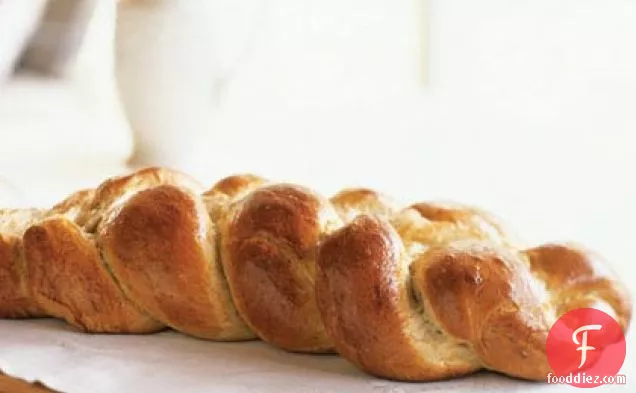 ग्रीक ईस्टर ब्रेड