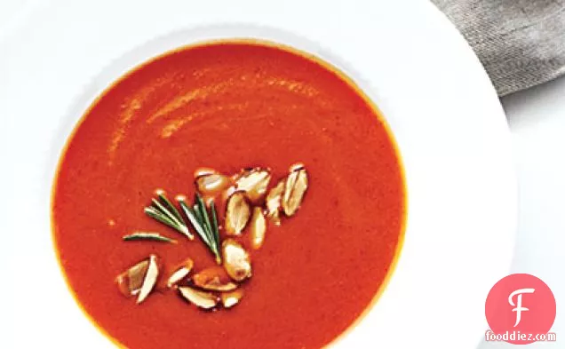मलाईदार कद्दू-लाल मिर्च का सूप