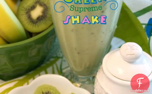 green Supreme” Kiwi, Avocado, Green Tea, Coconut Shake