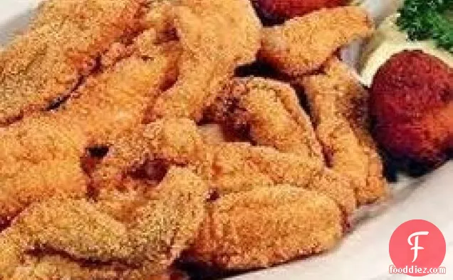 विल की मसालेदार न्यू ऑरलियन्स कैटफ़िश फ्राइज़