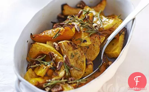 Maple-roasted squash with pecans