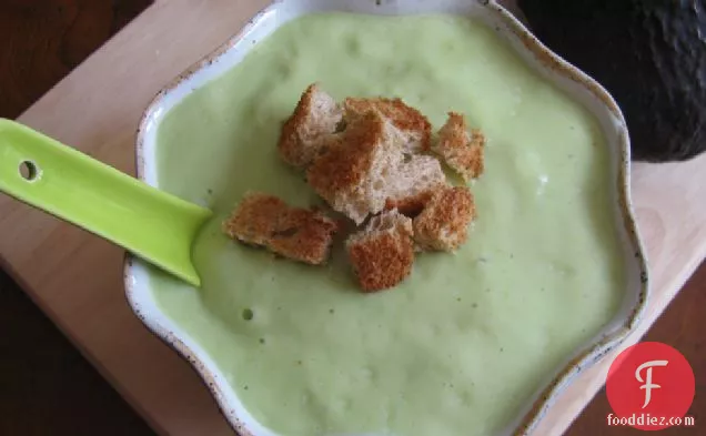 Spicy Avocado Soup With Crunchy Croutons