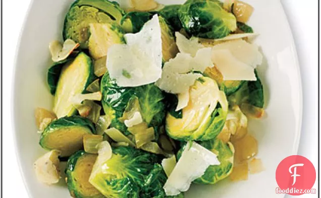 Sautéed Brussels Sprouts with Garlic and Pecorino