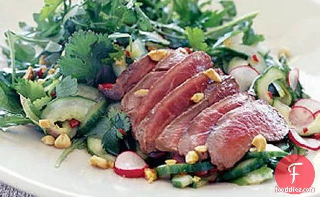 Oriental steak salad