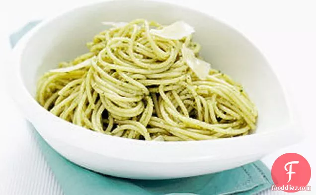 Pesto & Parmesan spaghetti