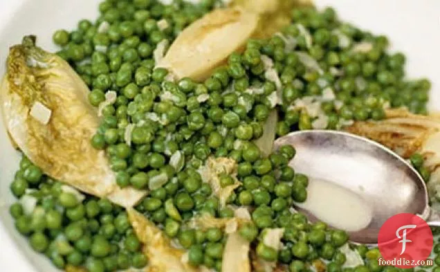 Braised lettuce with peas