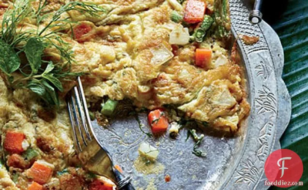 Lao Omelet with Dill, Scallion and Thai Chile