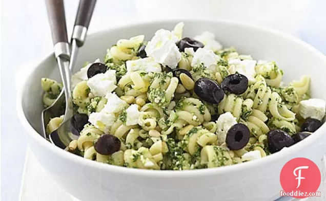Spinach pesto pasta with olives