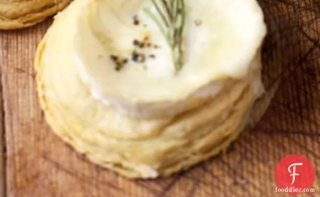 Goat’s cheese & rosemary tarts