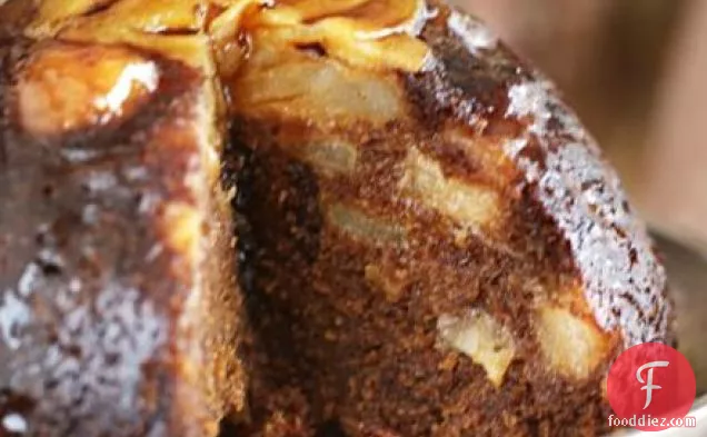 Sticky ginger pear pudding