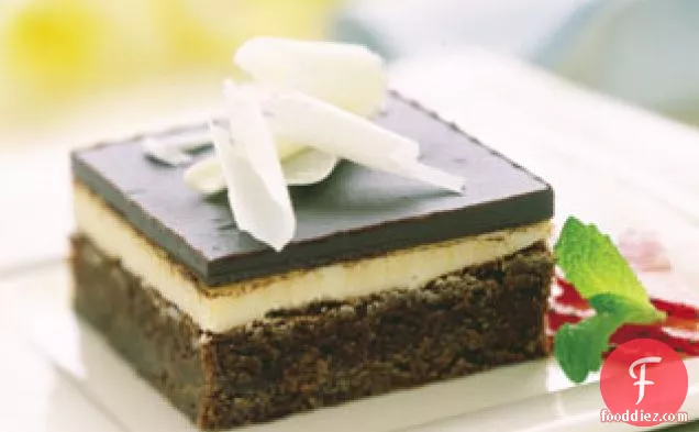 Chocolate-Mint Brownie Cake