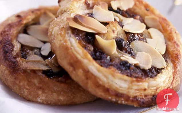 Barney's roly-poly mince pies