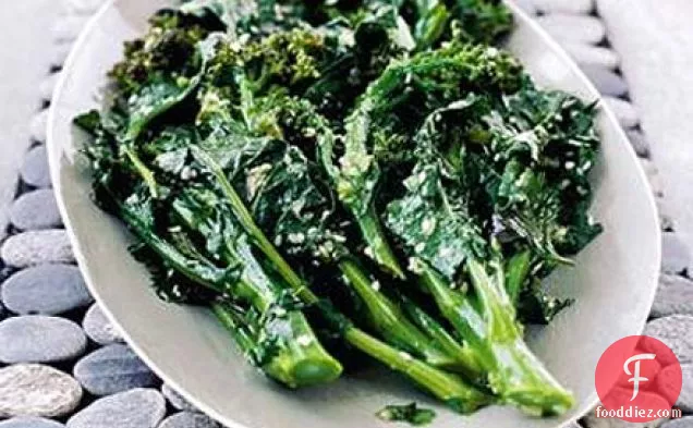 Tenderstem broccoli with sesame