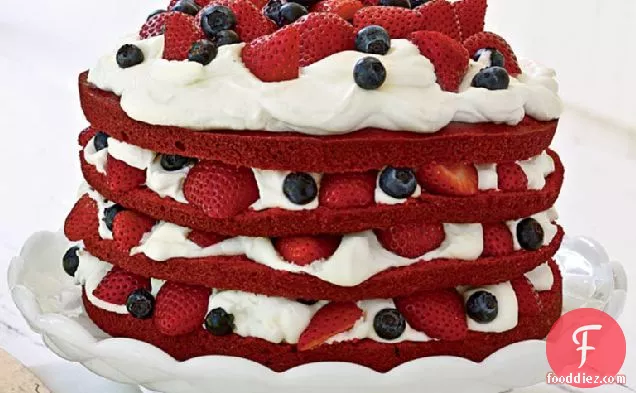 लाल, सफेद और नीला केक