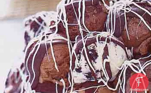 चॉकलेट अवनति आइसक्रीम पाई