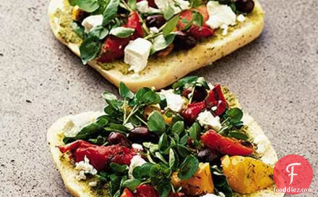 No-cook goat's cheese pizza
